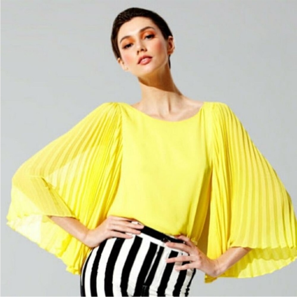 Alice + Olivia Briar Batwing Blouse (S)